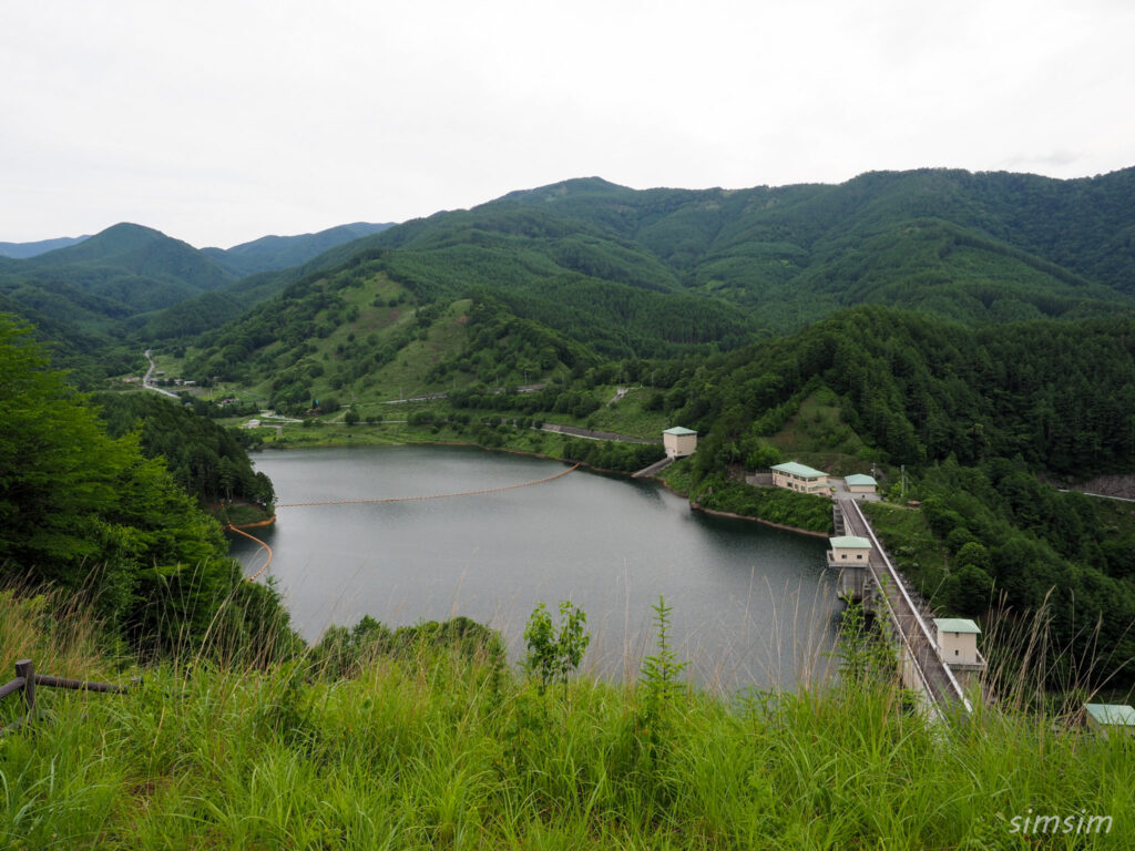 琴川ダム展望広場