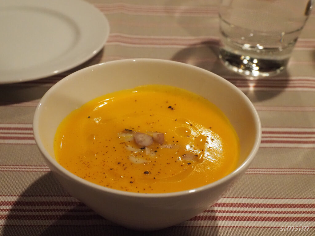 コロモデゲストハウス　ディナー